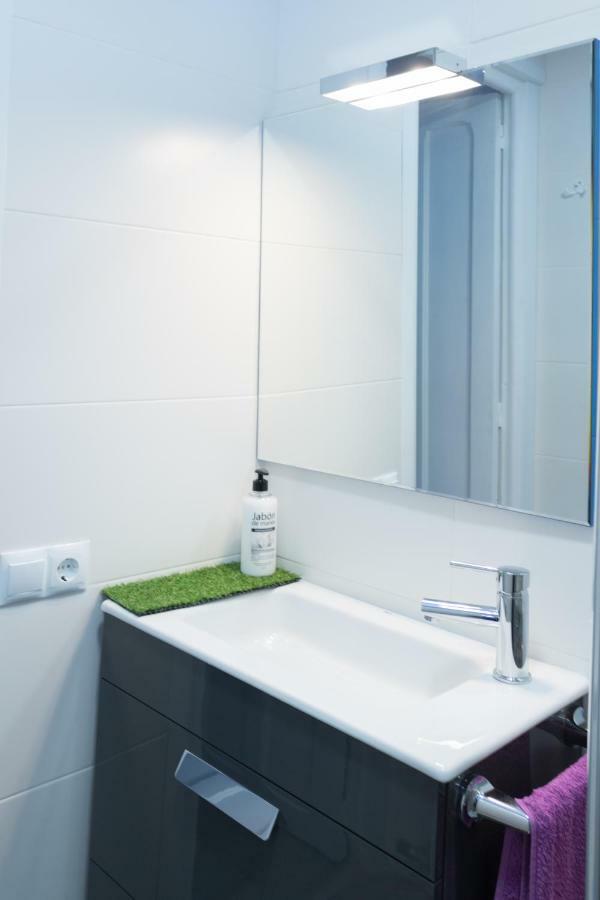 Apartamento Del Sueno Con Aire Acondicionado ログローニョ エクステリア 写真