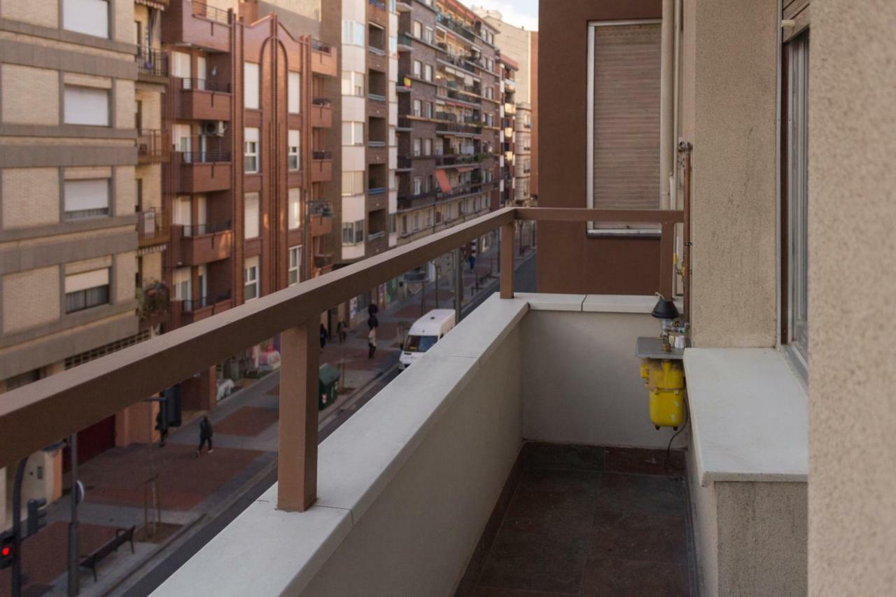 Apartamento Del Sueno Con Aire Acondicionado ログローニョ エクステリア 写真